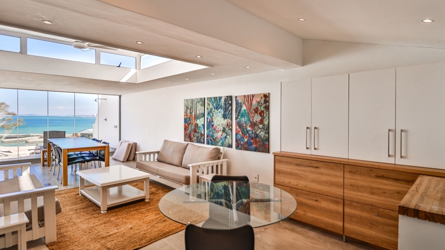 To Let 4 Bedroom Property for Rent in Gordons Bay Village Western Cape